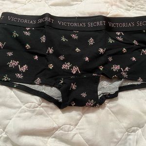 Victoria’s Secret Boy Short size Medium New with Tags